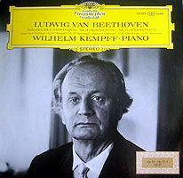 Wilhelm Kempff plays Beethoven sonatas (DG LP cover)