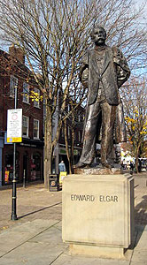 Statue of Elgar in Worcester